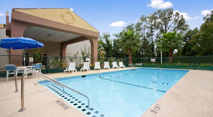 Days Inn by Wyndham Raleigh Midtown