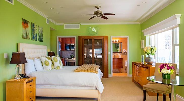 Sea View Hotel