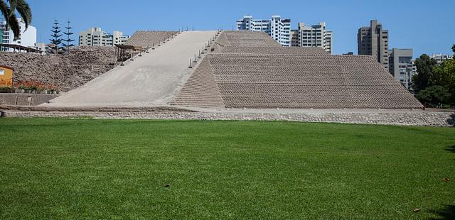 Huaca Huallamarca