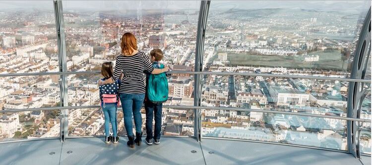 Brighton i360