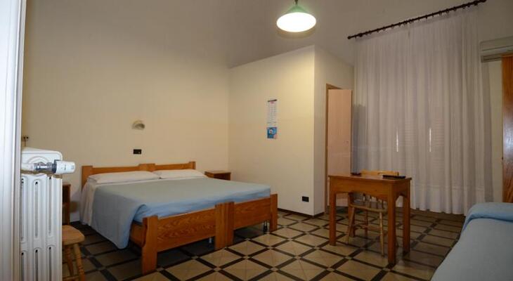 Hotel Pensione Giulia di Francesco De Chirico