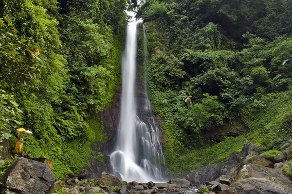 Gitgit Waterfall