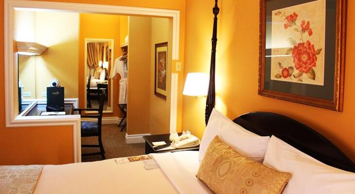 The Courtleigh Hotel and Suites