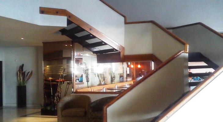 Fastos Hotel