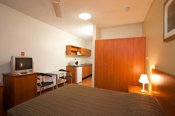 Vitina Studio Motel