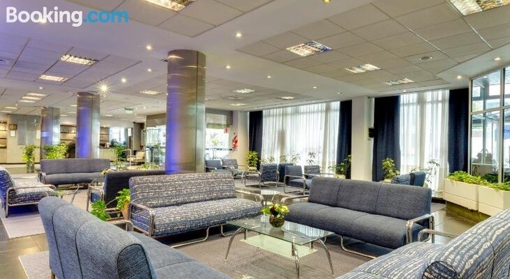 Intersur Hotel 13 de Julio