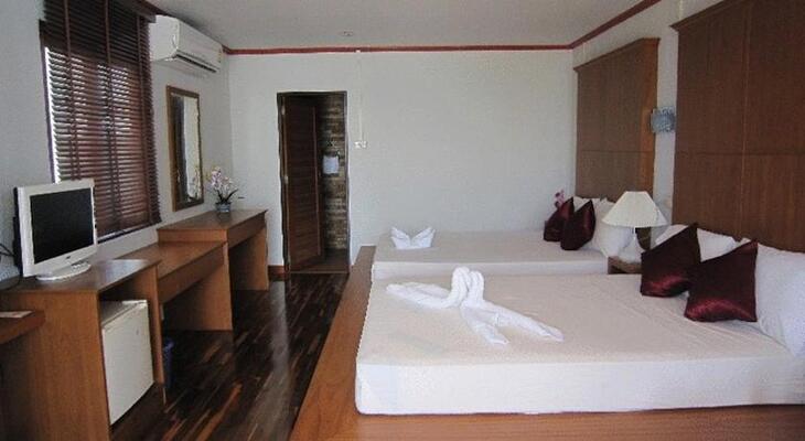 Lanta Paradise Beach Resort