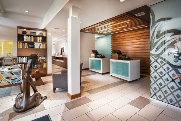 Staypineapple, Hotel Z, Gaslamp