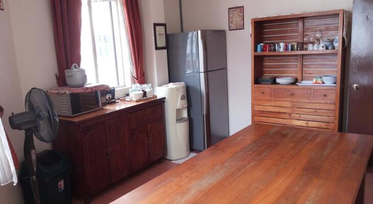 Sensi Backpackers Hostel