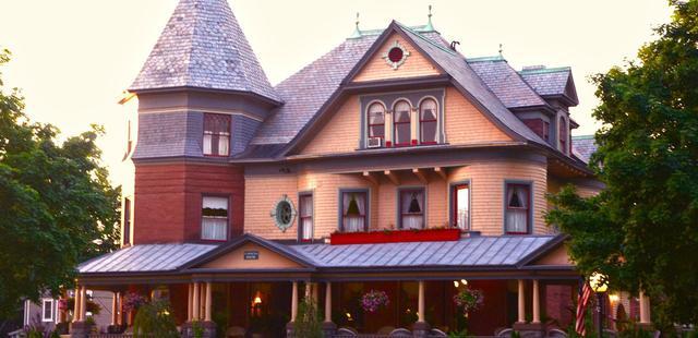 Union Gables Inn