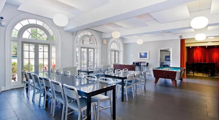 Chicago Getaway Hostel