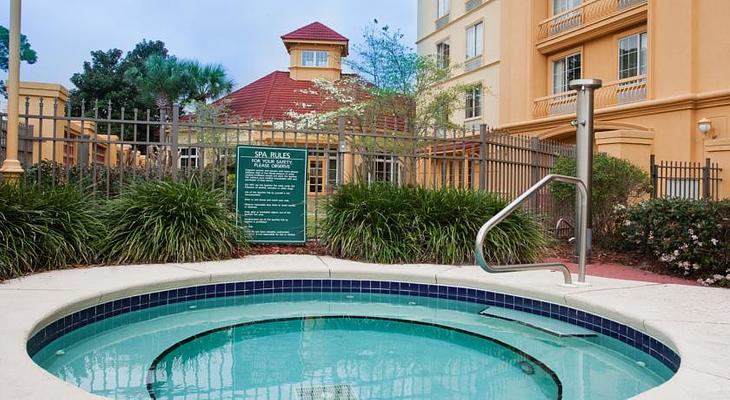 La Quinta Inn & Suites by Wyndham Panama City