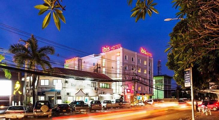ibis Vientiane Nam Phu Hotel