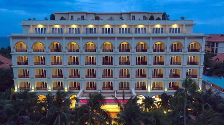 Sunny Beach Resort & Spa