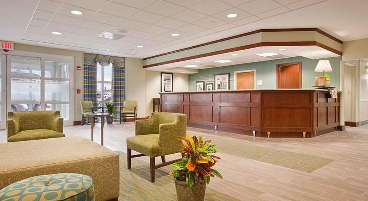 Hampton Inn & Suites Providence-Warwick-Airport