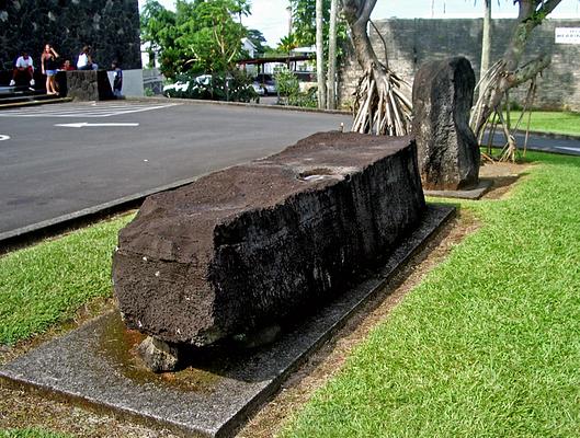 Naha Stone