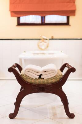 Stanley & Livingstone Boutique Hotel