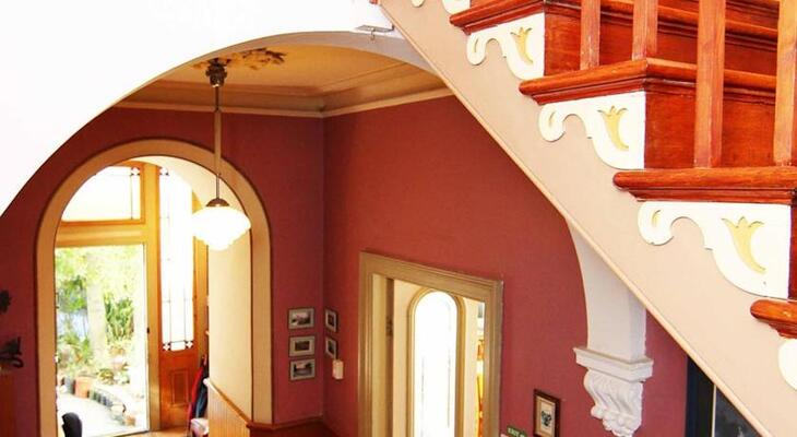 Hulmes Court Bed and Breakfast