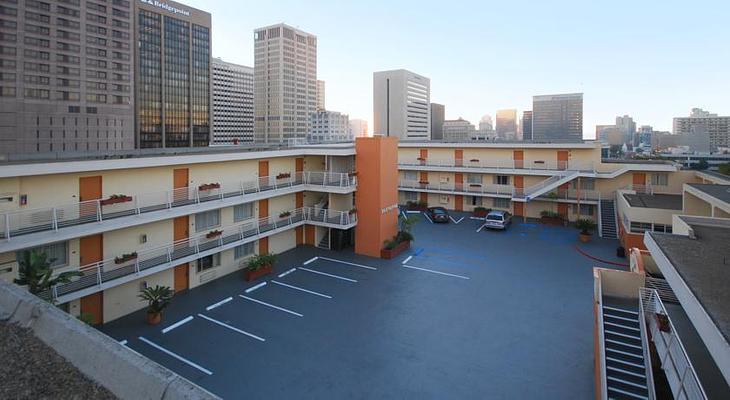 Baymont by Wyndham San Diego Downtown