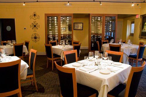 Michaelangelo's Italian Restaurant & Wine Bar