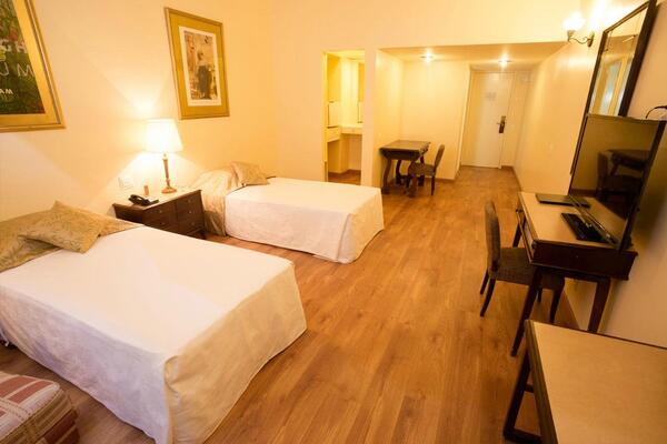 Dayrell Hotel