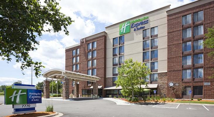 Holiday Inn Express & Suites Bloomington - Mpls Arpt Area W, an IHG Hotel