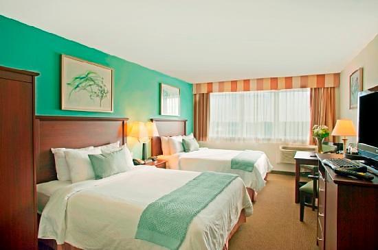 Best Western Plus Chocolate Lake Hotel