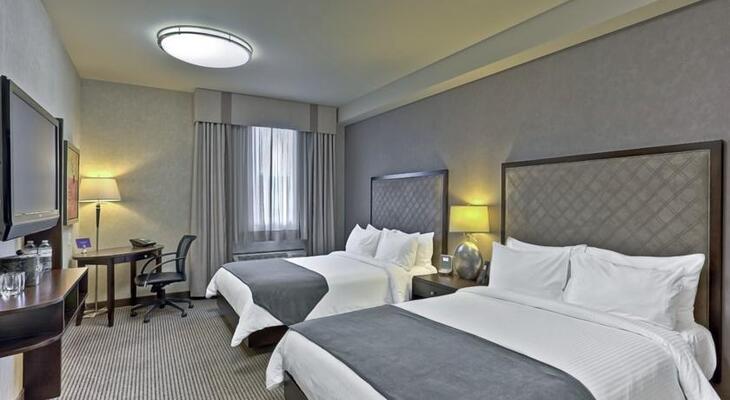 Acclaim Hotel Calgary Airport