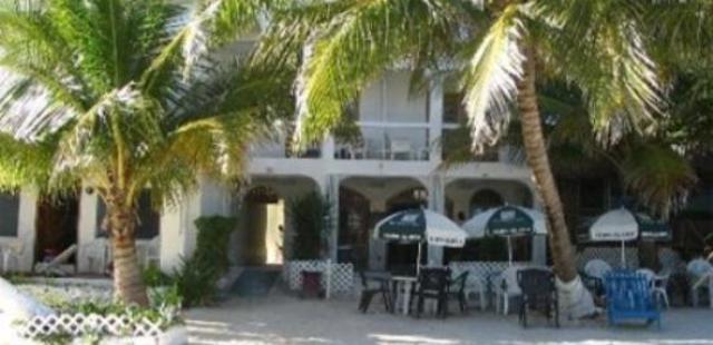 Corona del Mar Hotel & Apartments