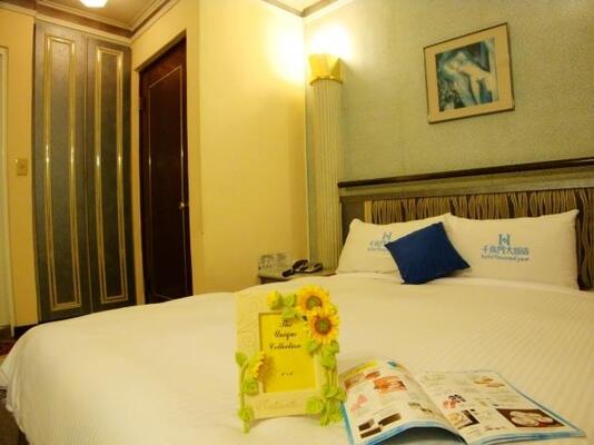 Traveler Hotel