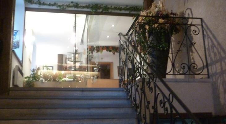 Hotel KLE