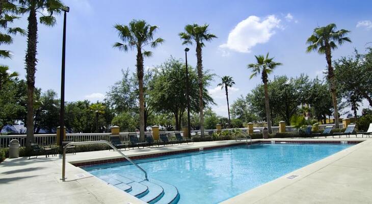 Galleria Palms Hotel