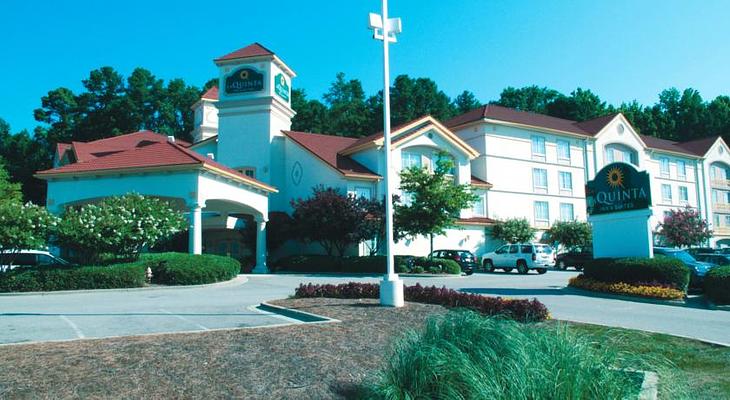 La Quinta Inn & Suites by Wyndham Univ Area Chapel Hill