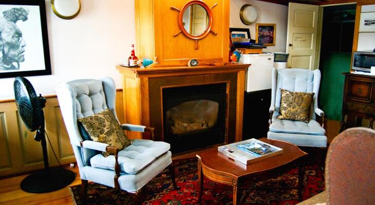 Covington Inn
