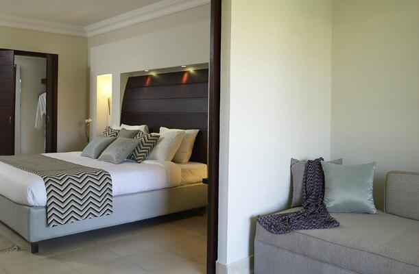 Coral Sea Holiday Resort & Aqua Park