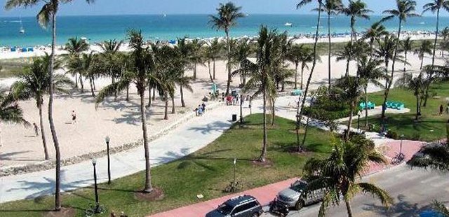 Lummus Park Beach