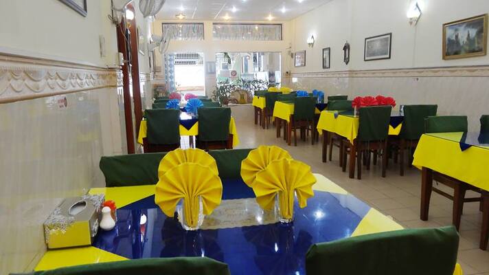 Mount Everest Halal Restaurant