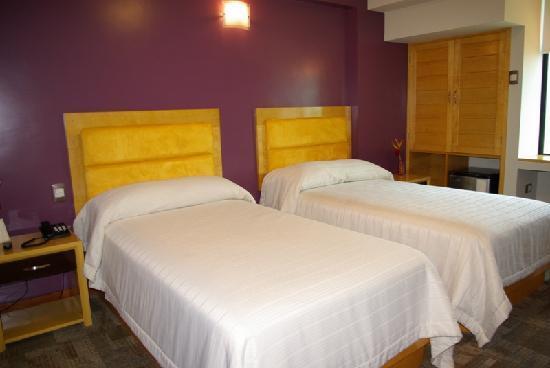 Victoria Regia Hotel & Suites