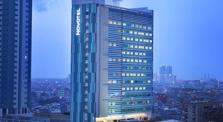 Hotel Novotel Jakarta Gajah Mada