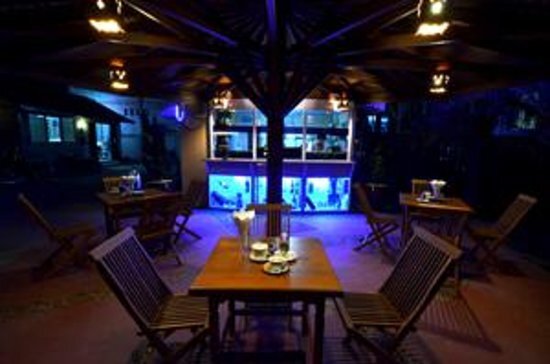 Kyi Tin Hotel