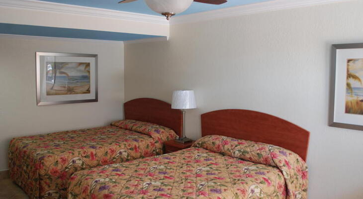 Plaza Beach Hotel - Beachfront Resort