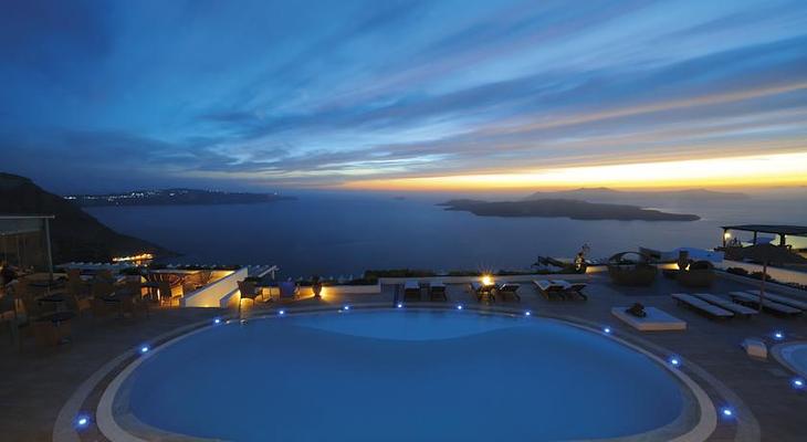 Lilium Santorini Hotel