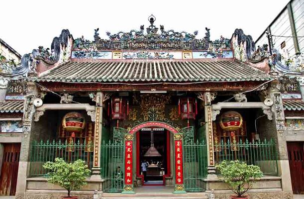 Ba Thien Hau Temple