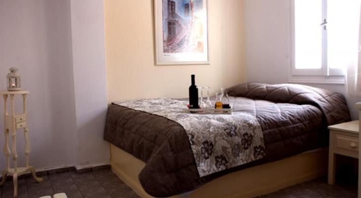Blue Dolphins Apartments & Suites