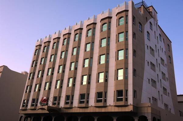 Pioneer Hotel Apartments