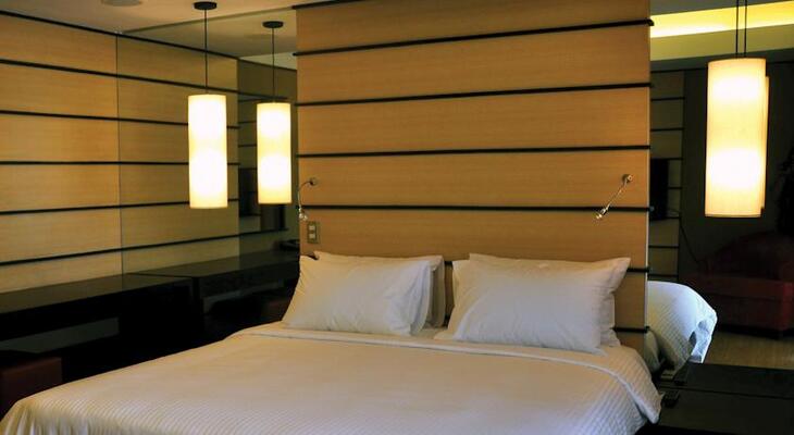 Soleste Suites