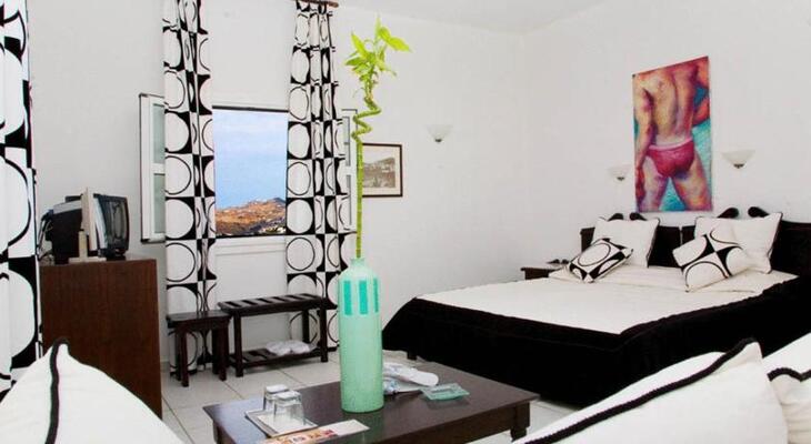 Anandes Hotel