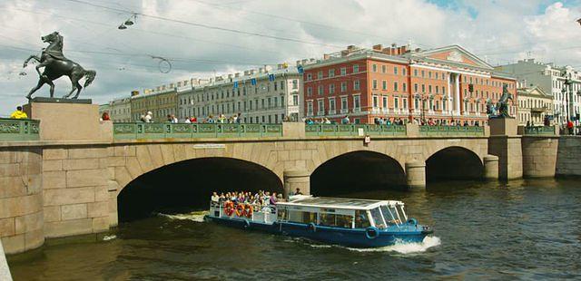 Anichkov Bridge