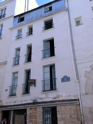 Tonic Hotel