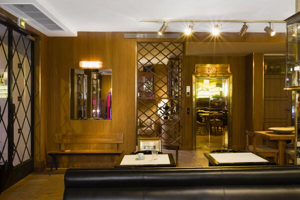 Hotel Grand Amour